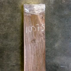 Goby Walnut Veneer / Sheet Goods Oregon Black Walnut Veneer 1057-5